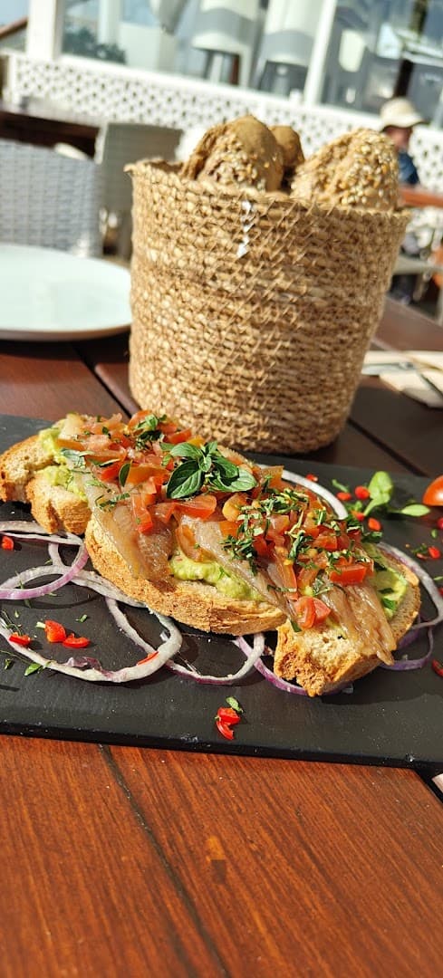 Bunker Beach Club - Photo 3