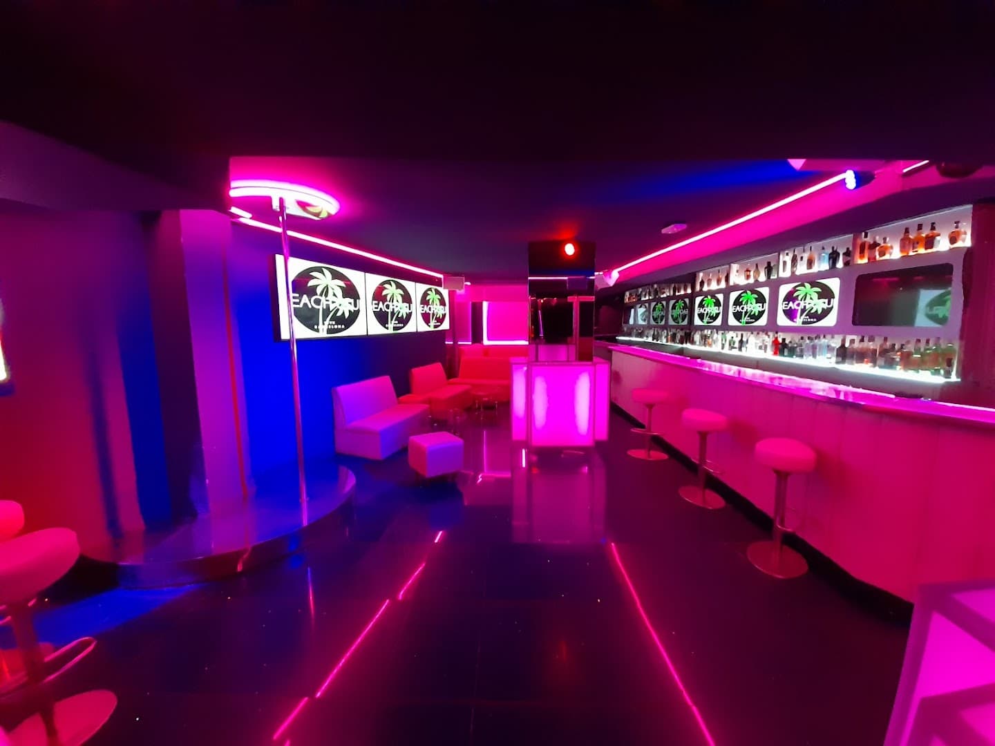 Beach club Barcelona