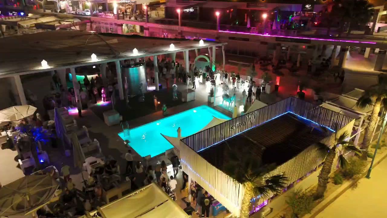 Marina Niki Beach Club - Photo 2