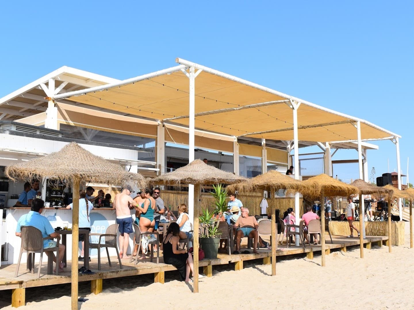 Beefree chiringuito & beach club - Photo 4