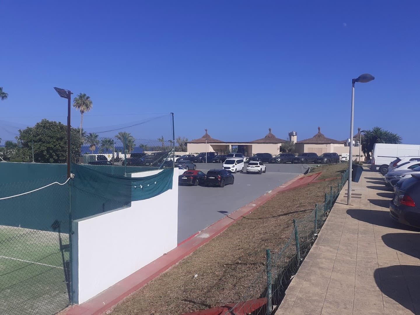 Guadalmina Club de Padel y beach club - Photo 5