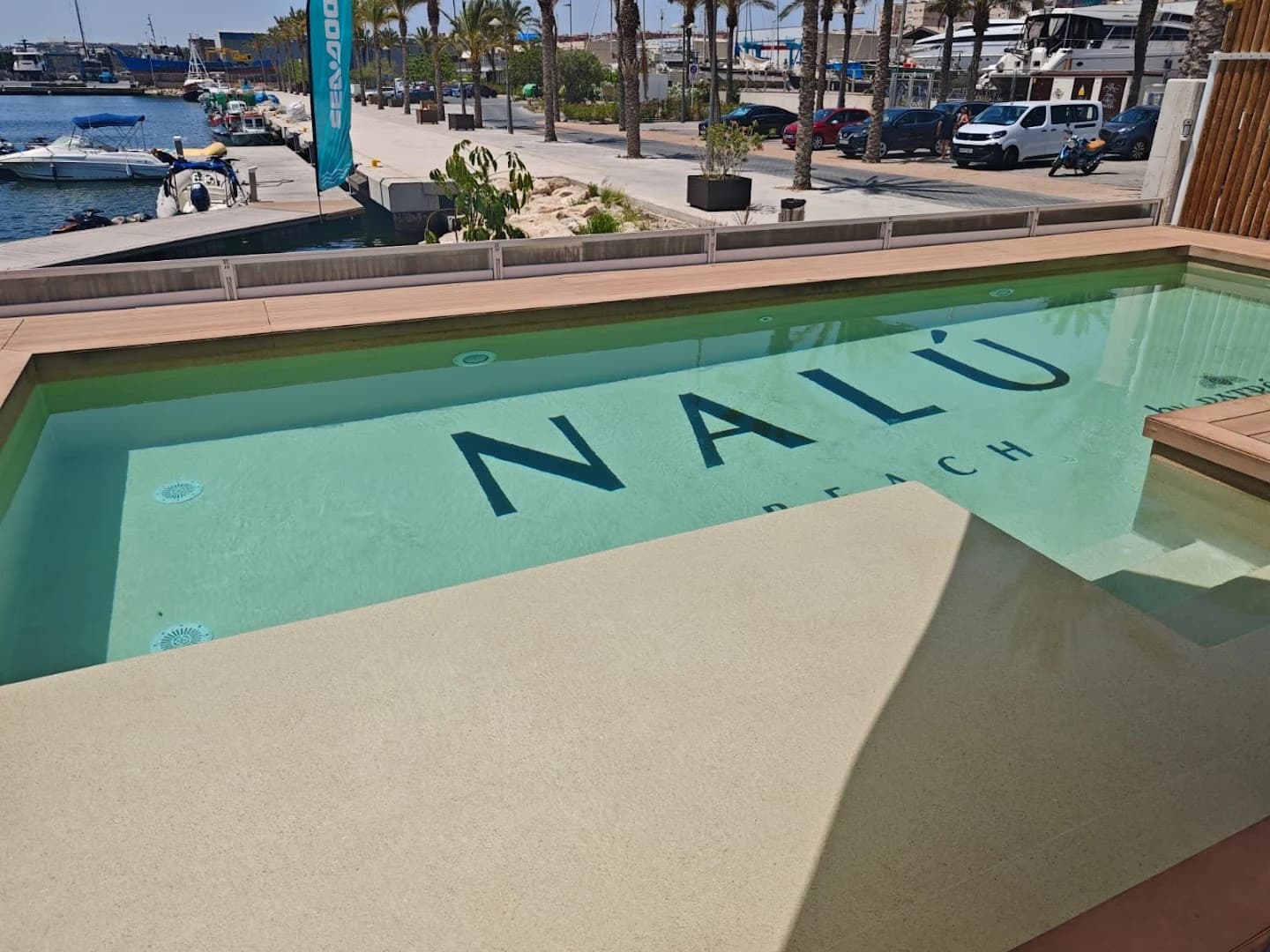 NALU Beach Club - Photo 4