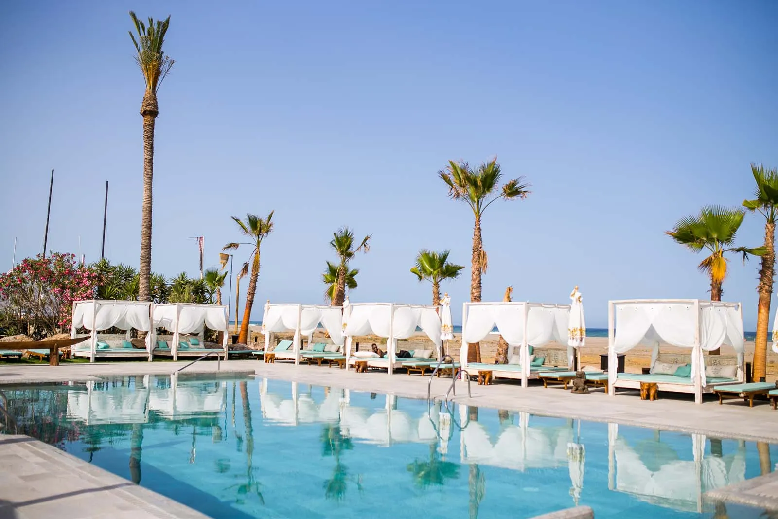 Beach clubs in Almería