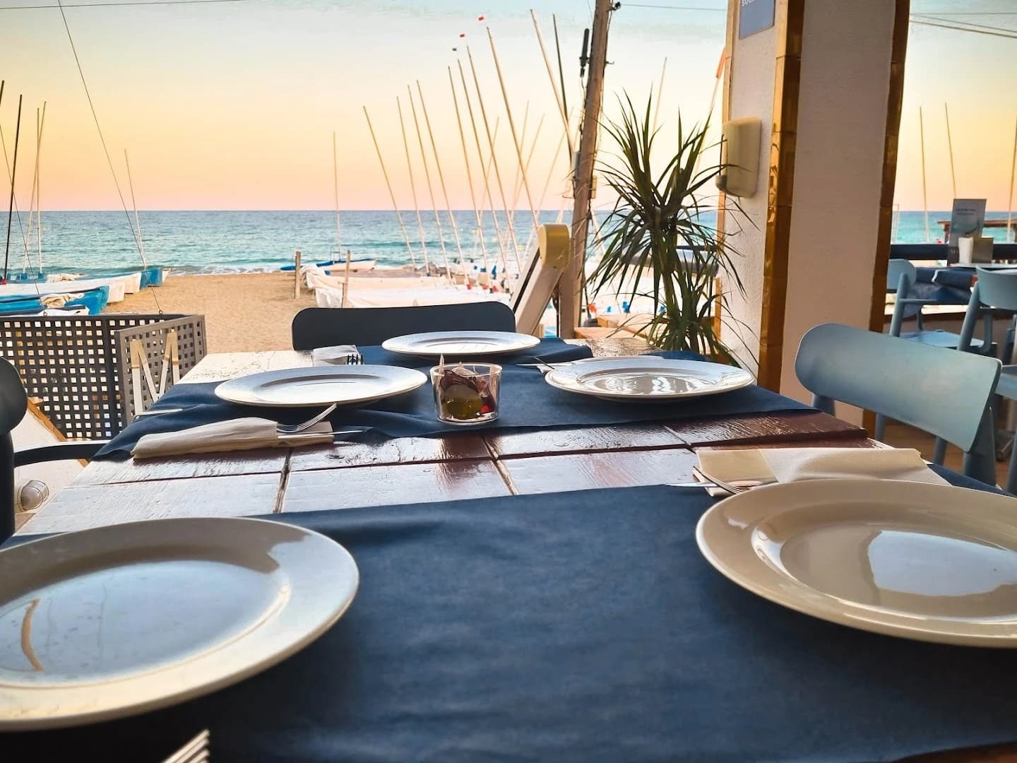 Beach clubs in Altafulla
