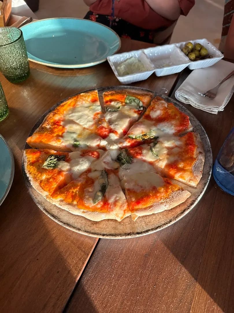 Chezz Gerdi - Photo 5