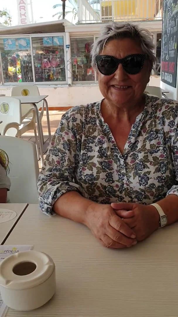 Beach Club y Cocktail Bar La Pedrisa - Photo 2