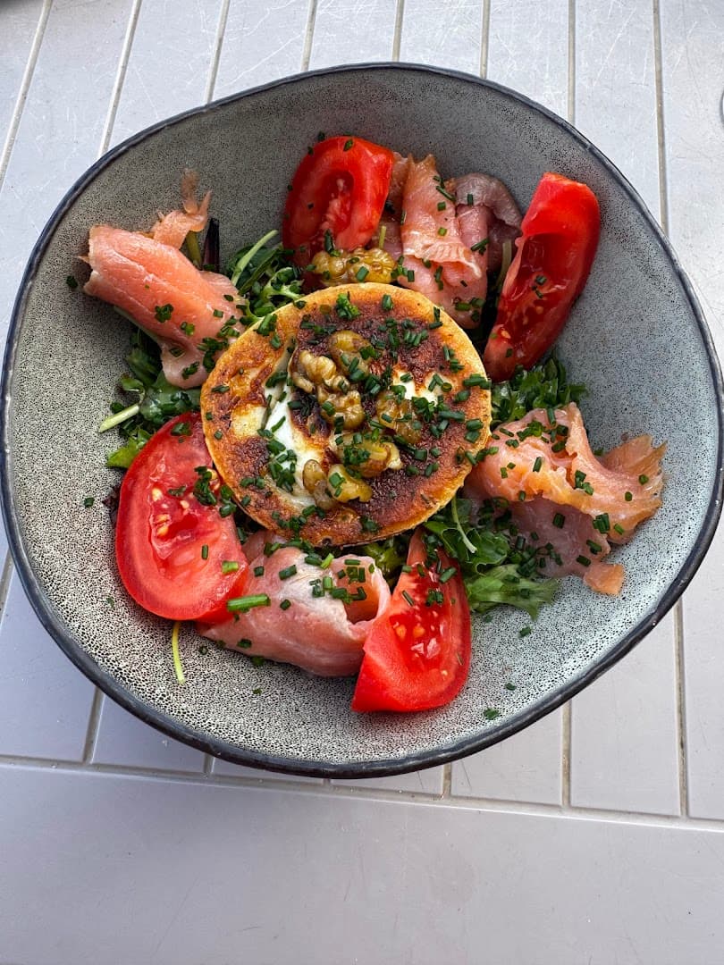 Beach Club - Photo 3