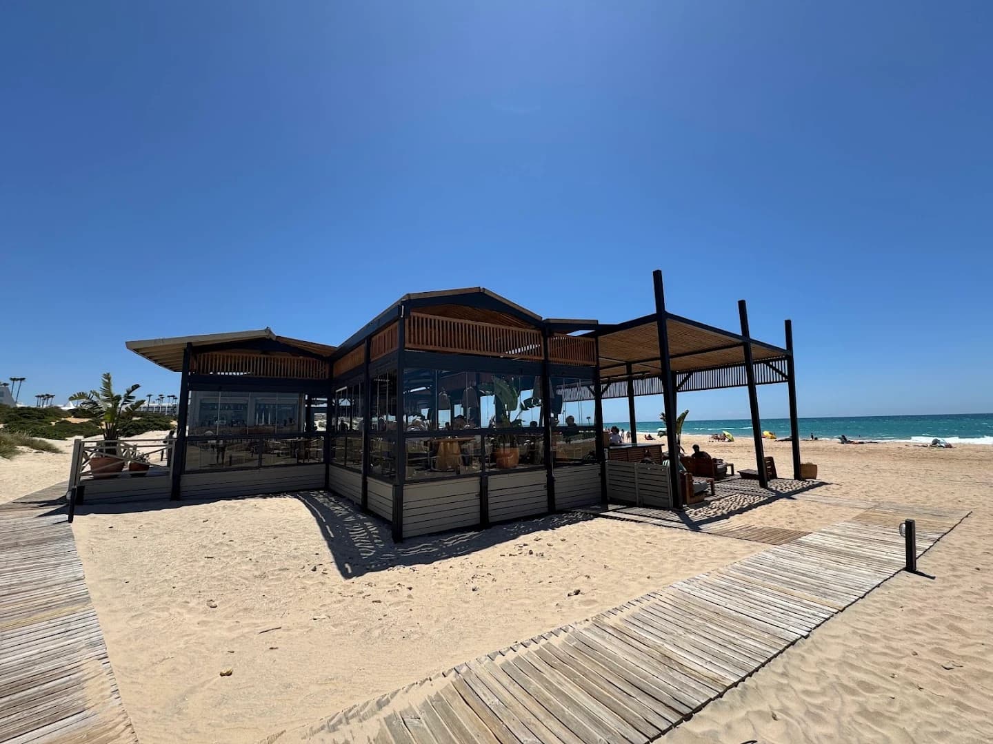 Serena Beach Club - Photo 5