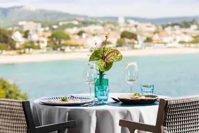 Sea Club Alàbriga - Beach Bar & Restaurant