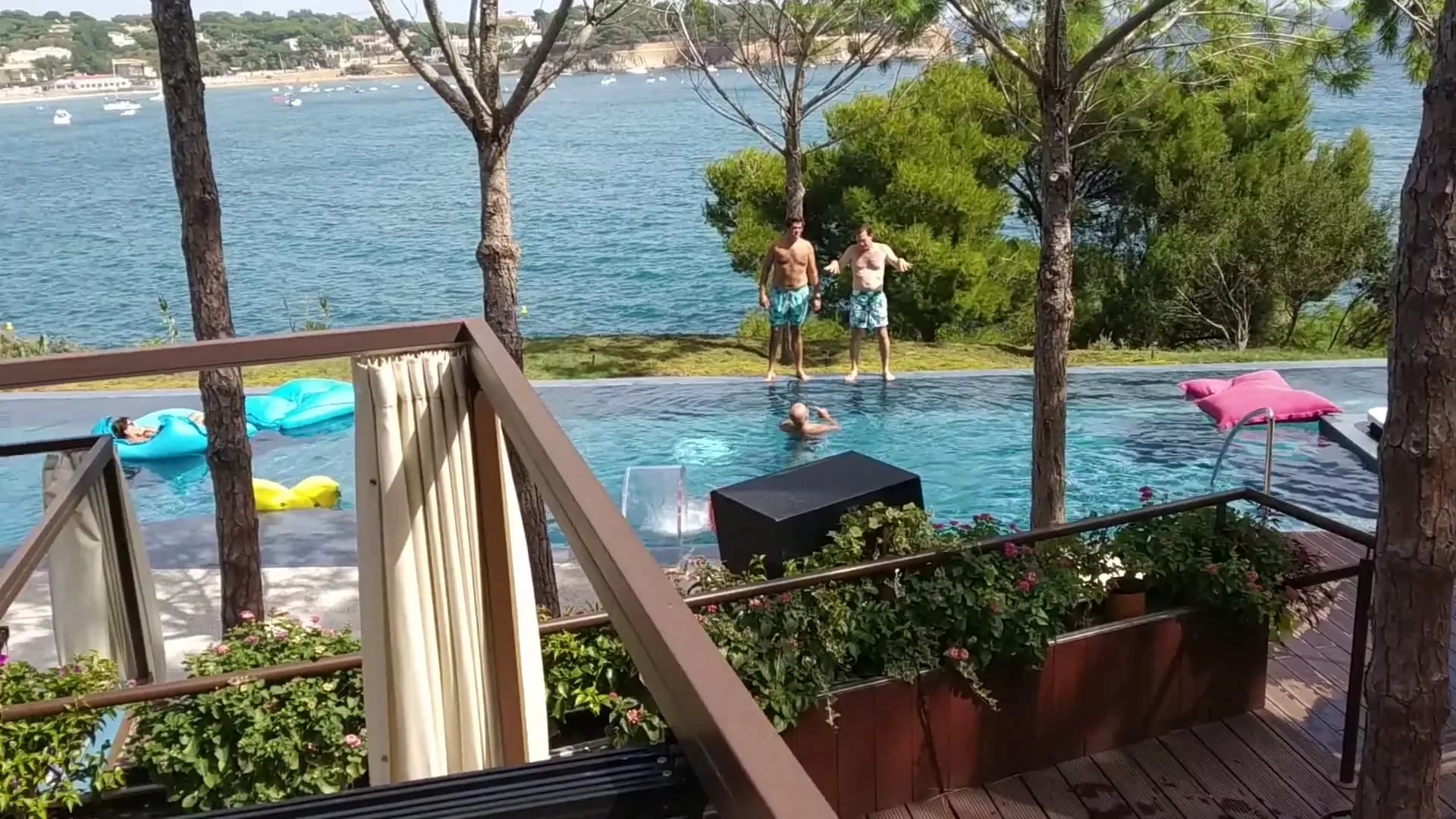 Sea Club Alàbriga - Beach Bar & Restaurant - Photo 2