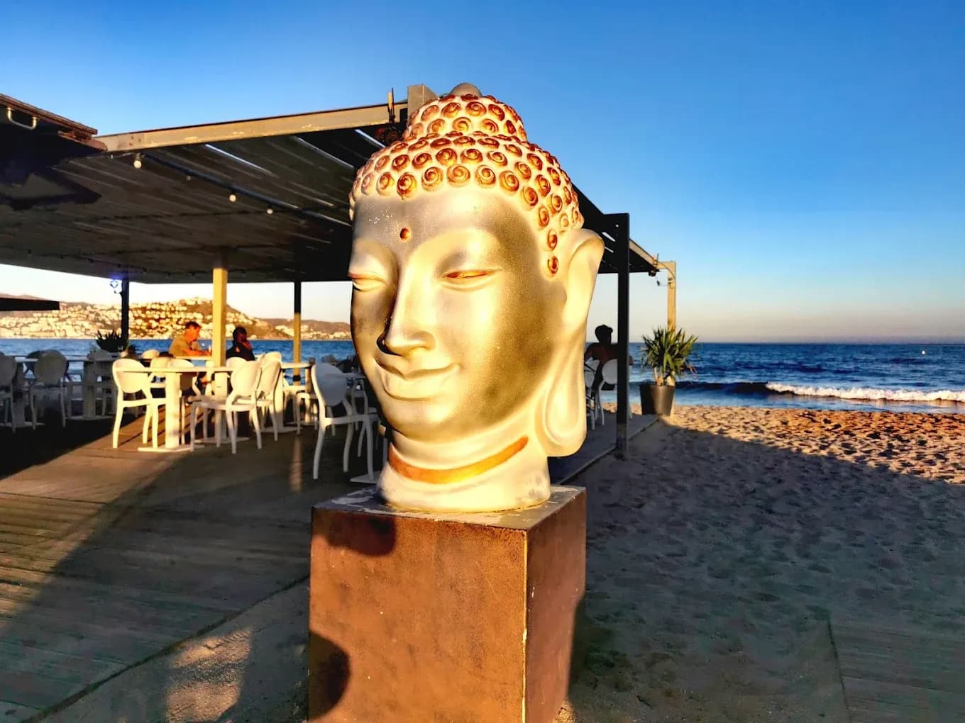 Beach clubs in Empuriabrava