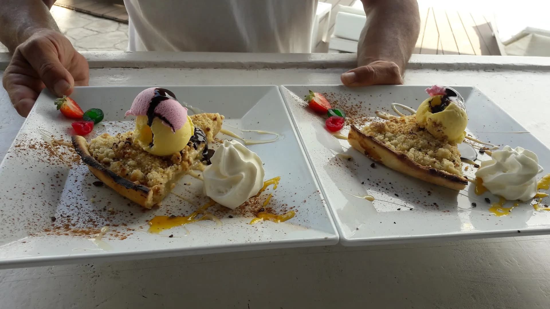 La Mar beach club - Photo 3