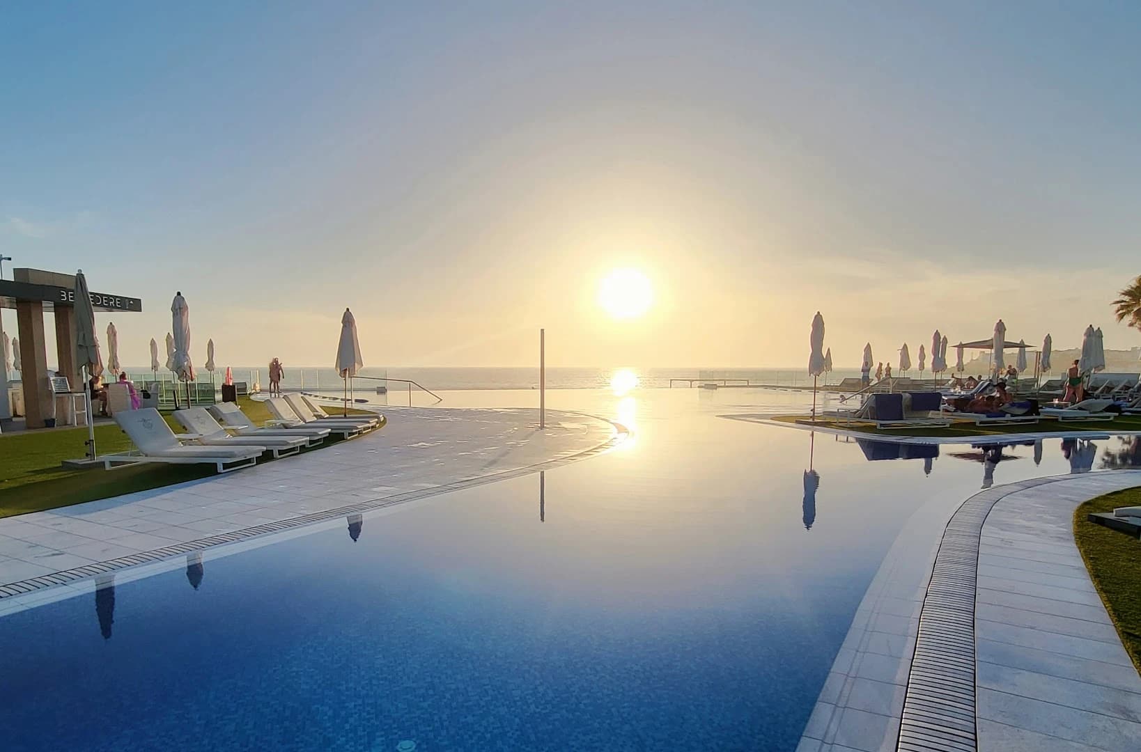 Perchel Beach Club - Photo 3