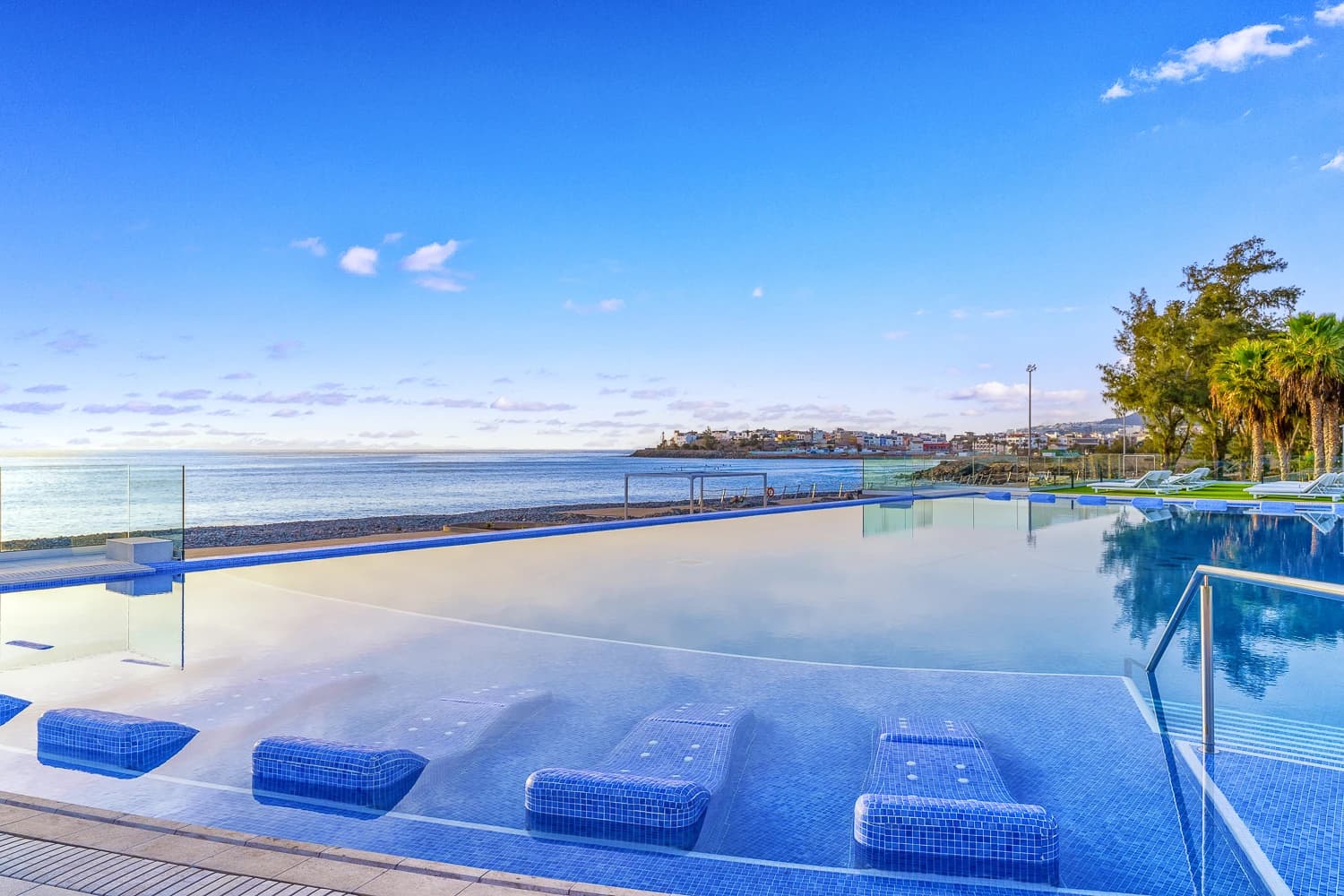Perchel Beach Club - Photo 4