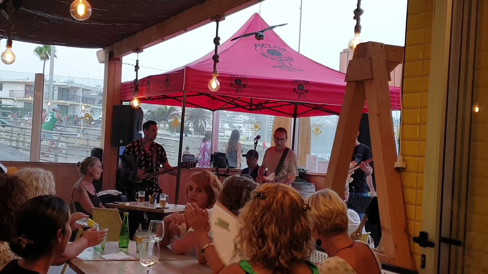 Relax Beach Club - Photo 2