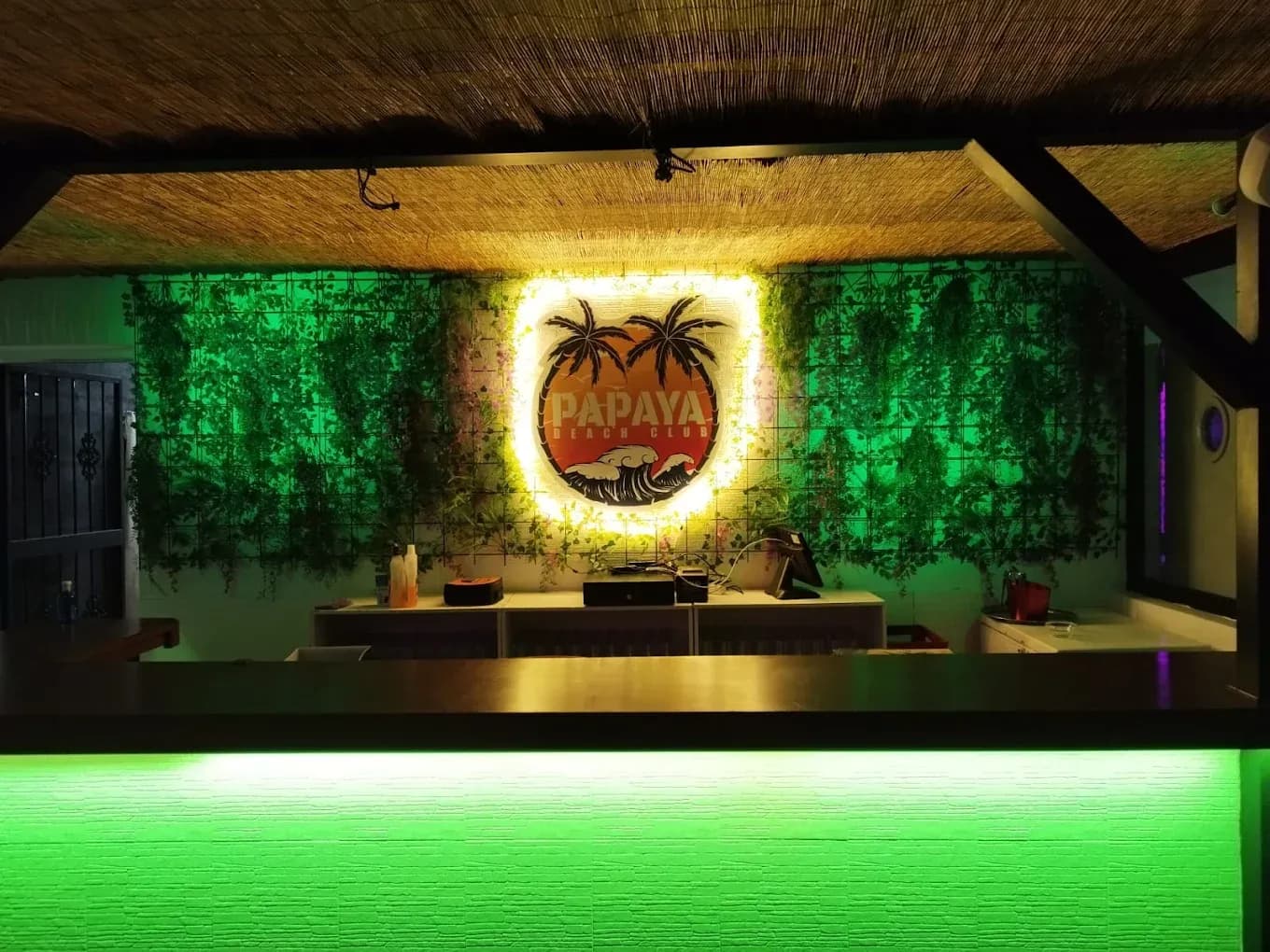 Papaya Beach Club