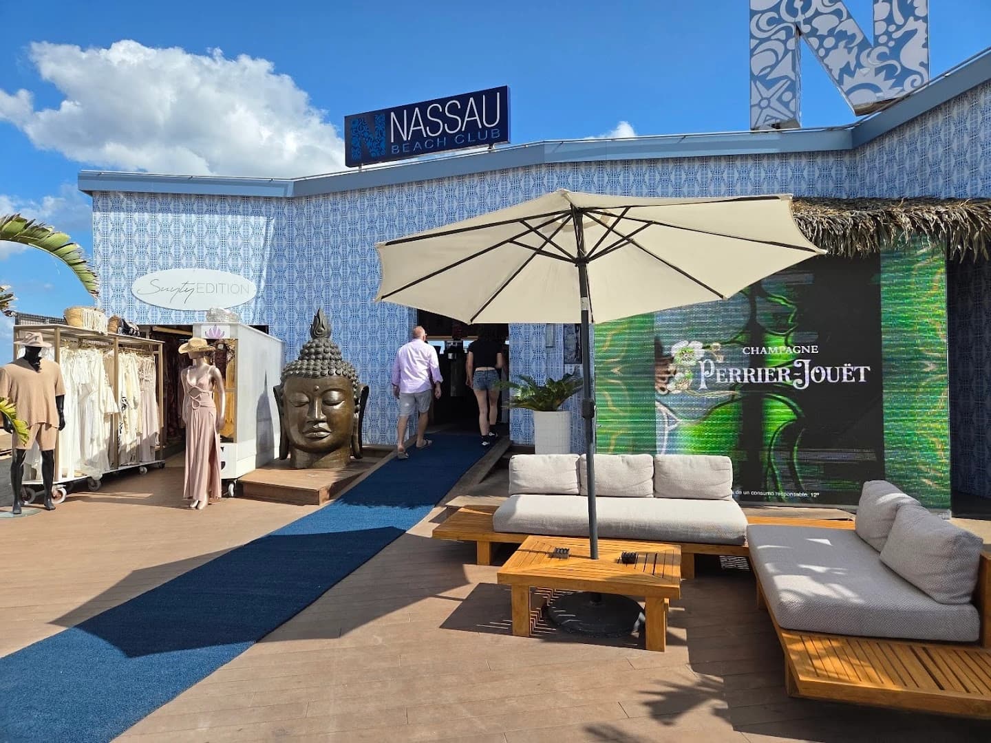 Nassau Beach Club - Photo 5
