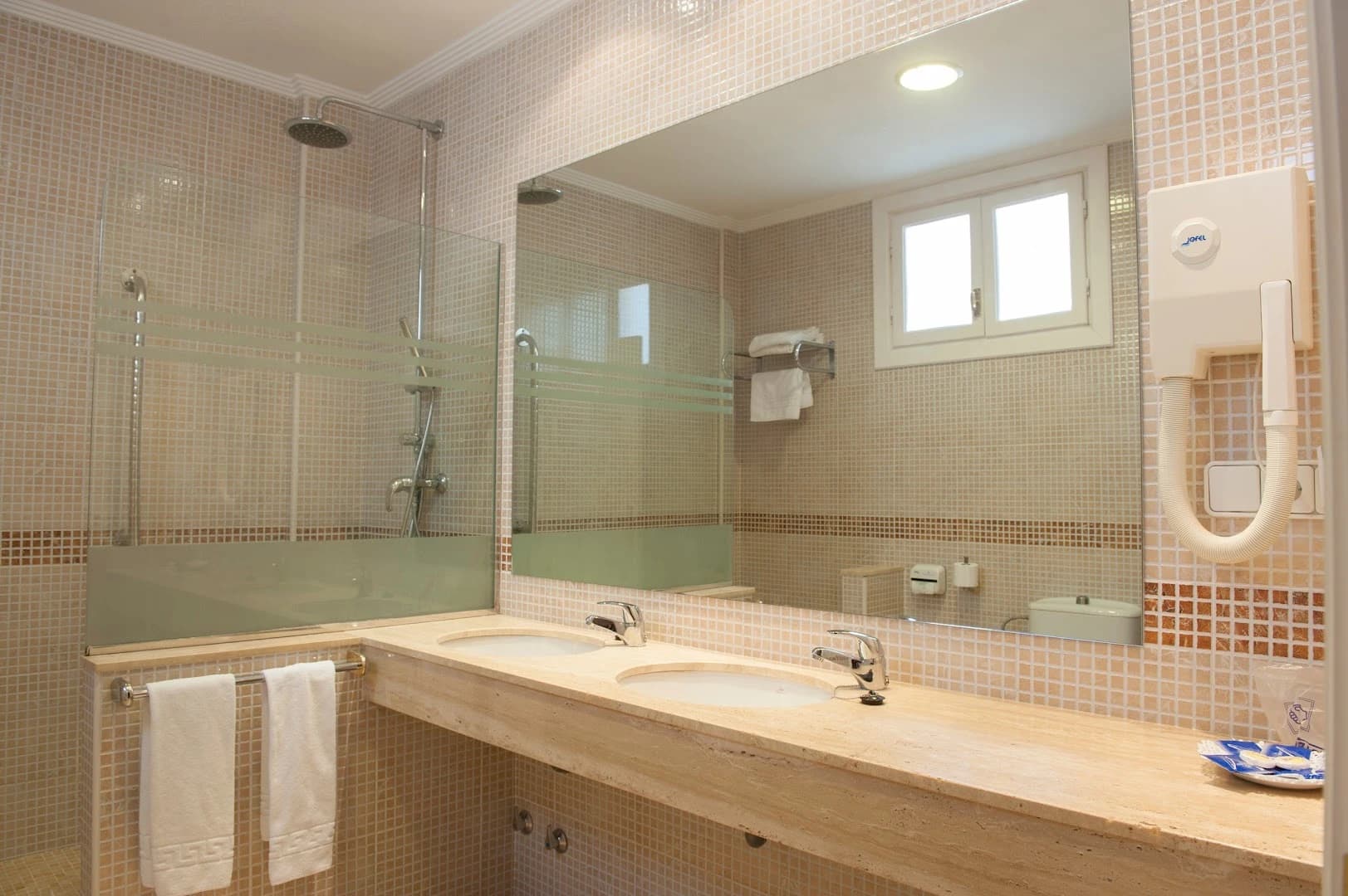 Hotel Apartamentos Lloyds Beach Club - Photo 5