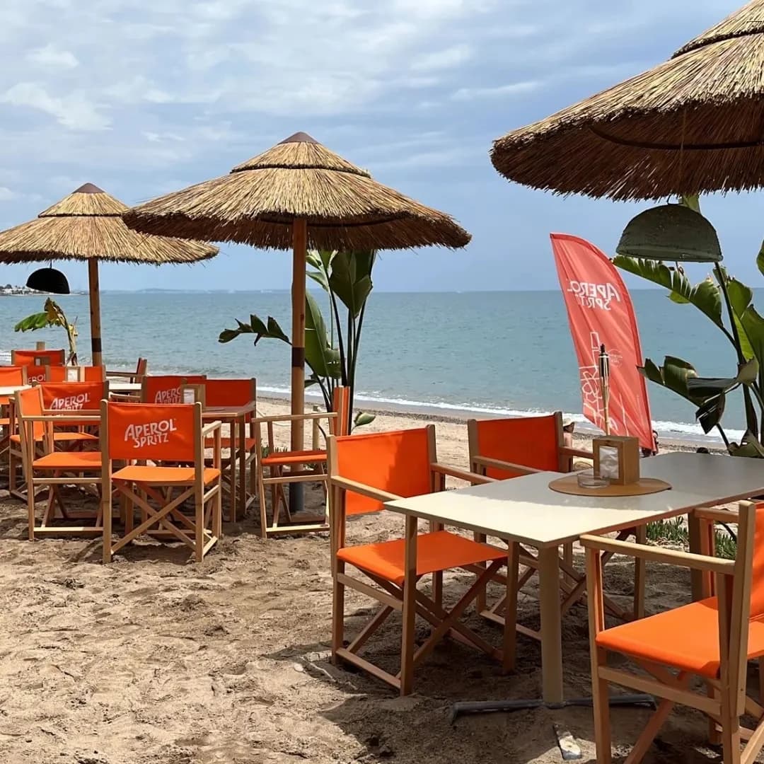 Beach clubs in La Torre del Sol
