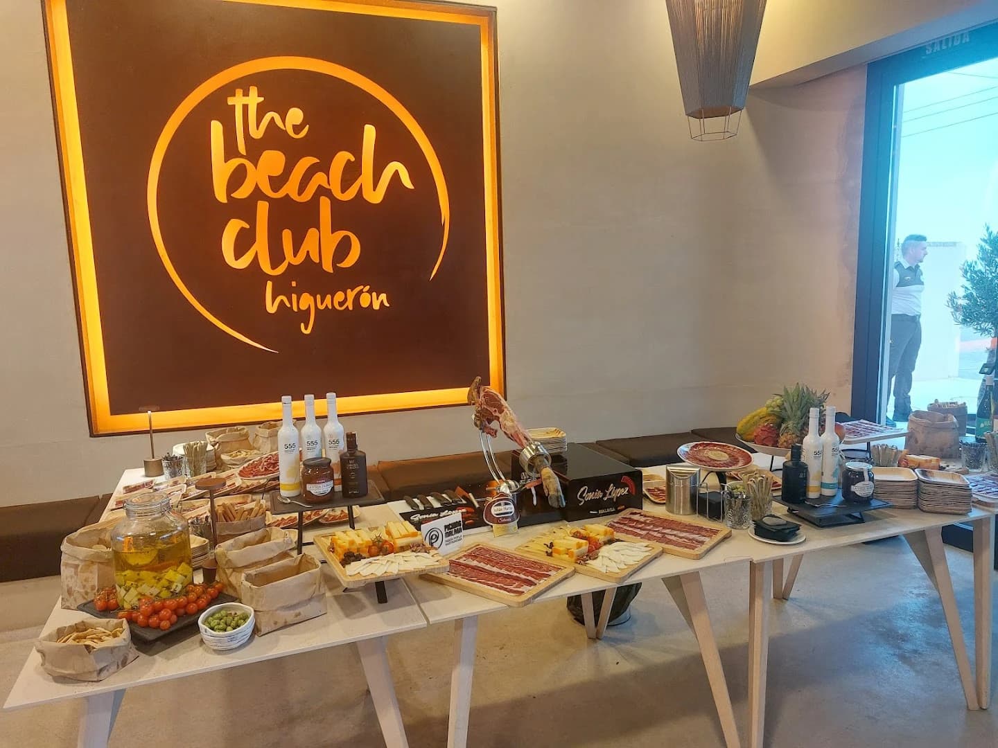 Beach Club Higuerón