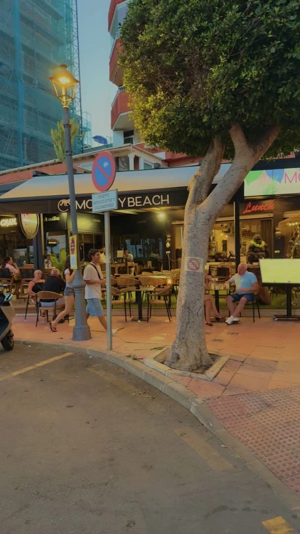 Beach Club La Carihuela - Restaurant & Lounge Bar - Photo 2