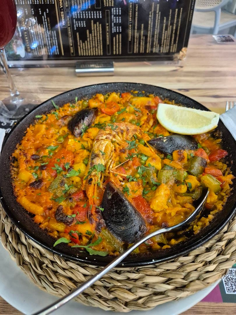 Puerto Marina Beach Club - Photo 3