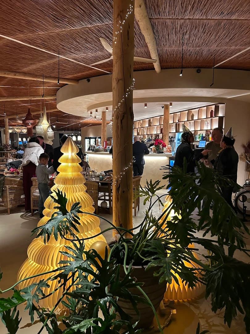 Amê Gastrobeach Club - Photo 3