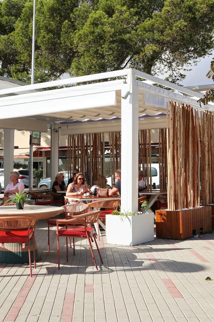 Azur Beach Club - Photo 3