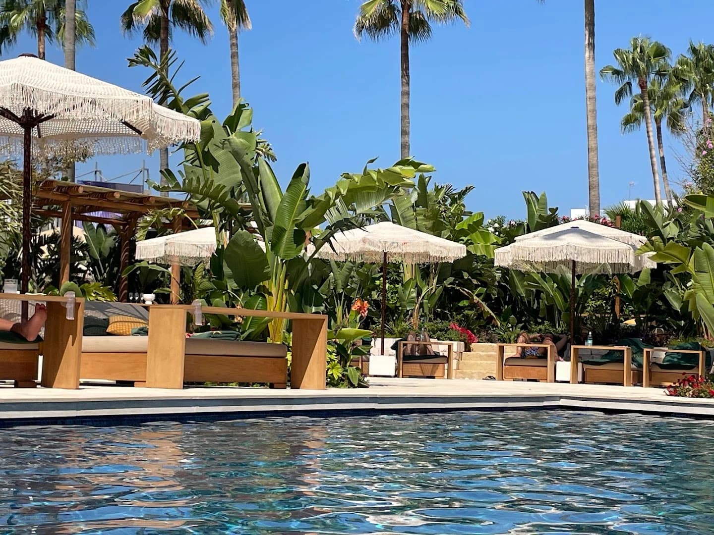 Xhaman Beach Club - Photo 5