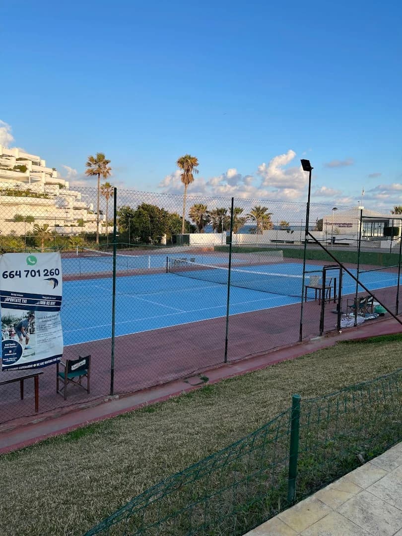 Guadalmina Club de Padel y beach club