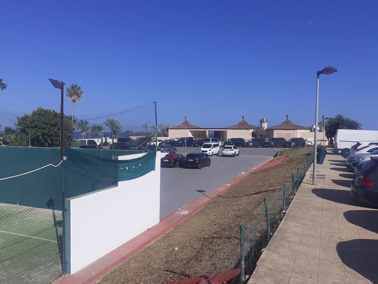 Guadalmina Club de Padel y beach club - Photo 5