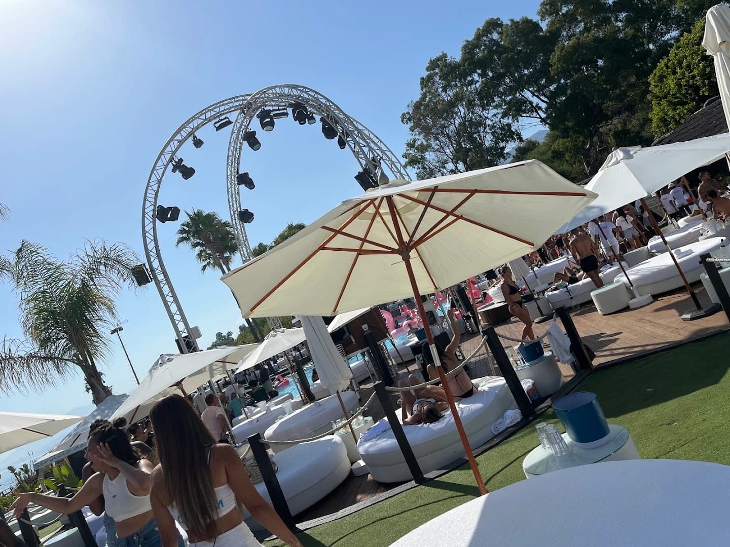 Opium Beach Club Marbella - Photo 3