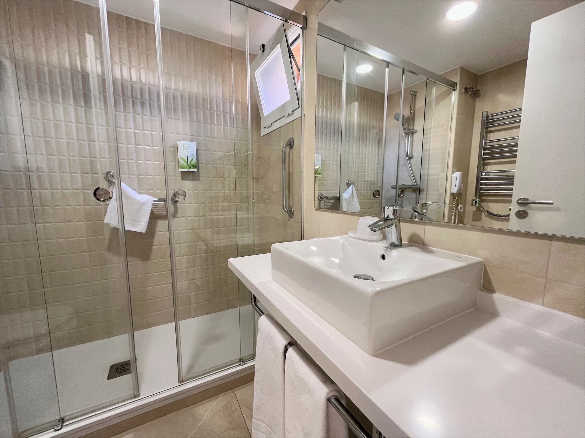 Los Amigos Beach Club - Photo 5