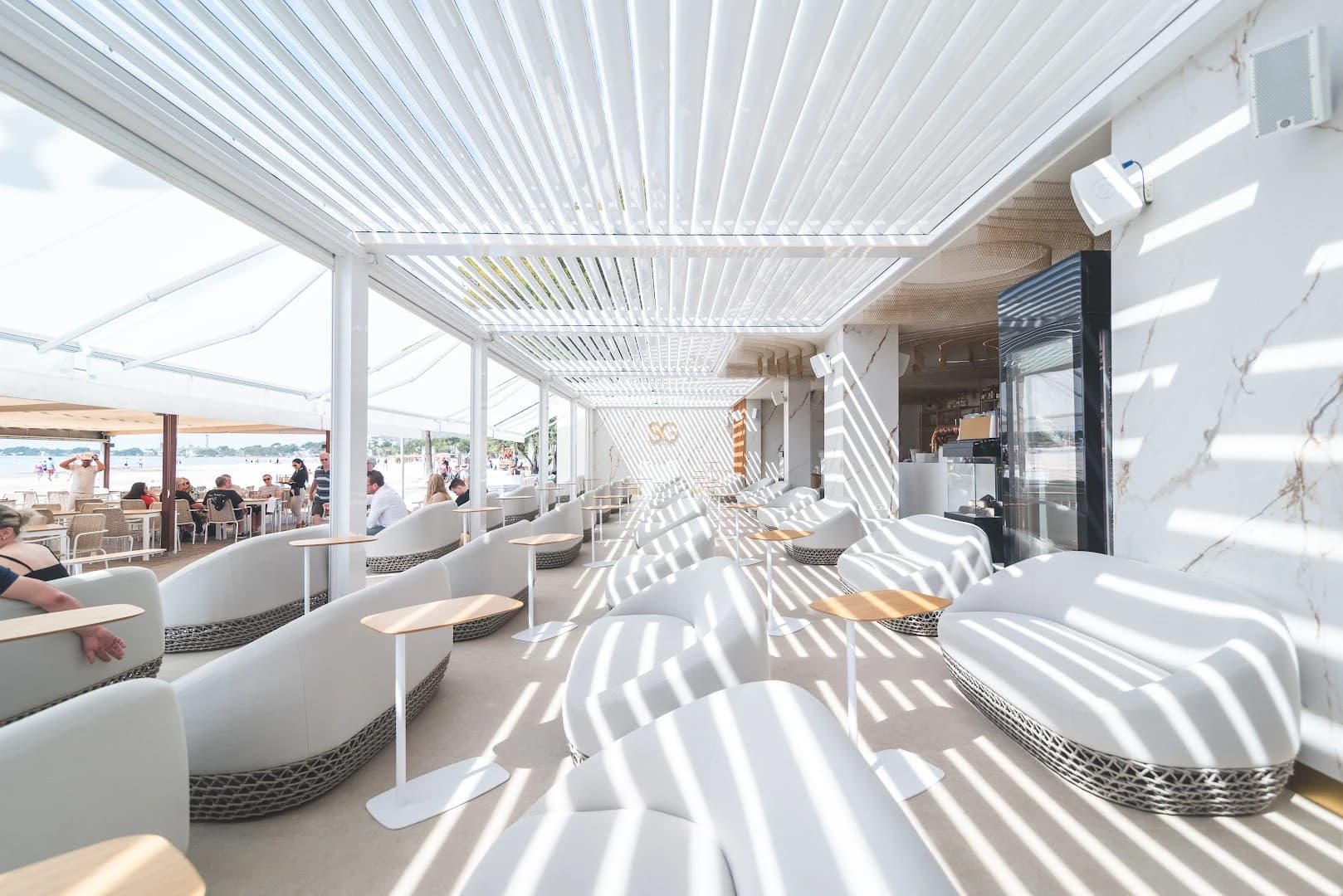 Beach clubs in Platja d'Alcúdia