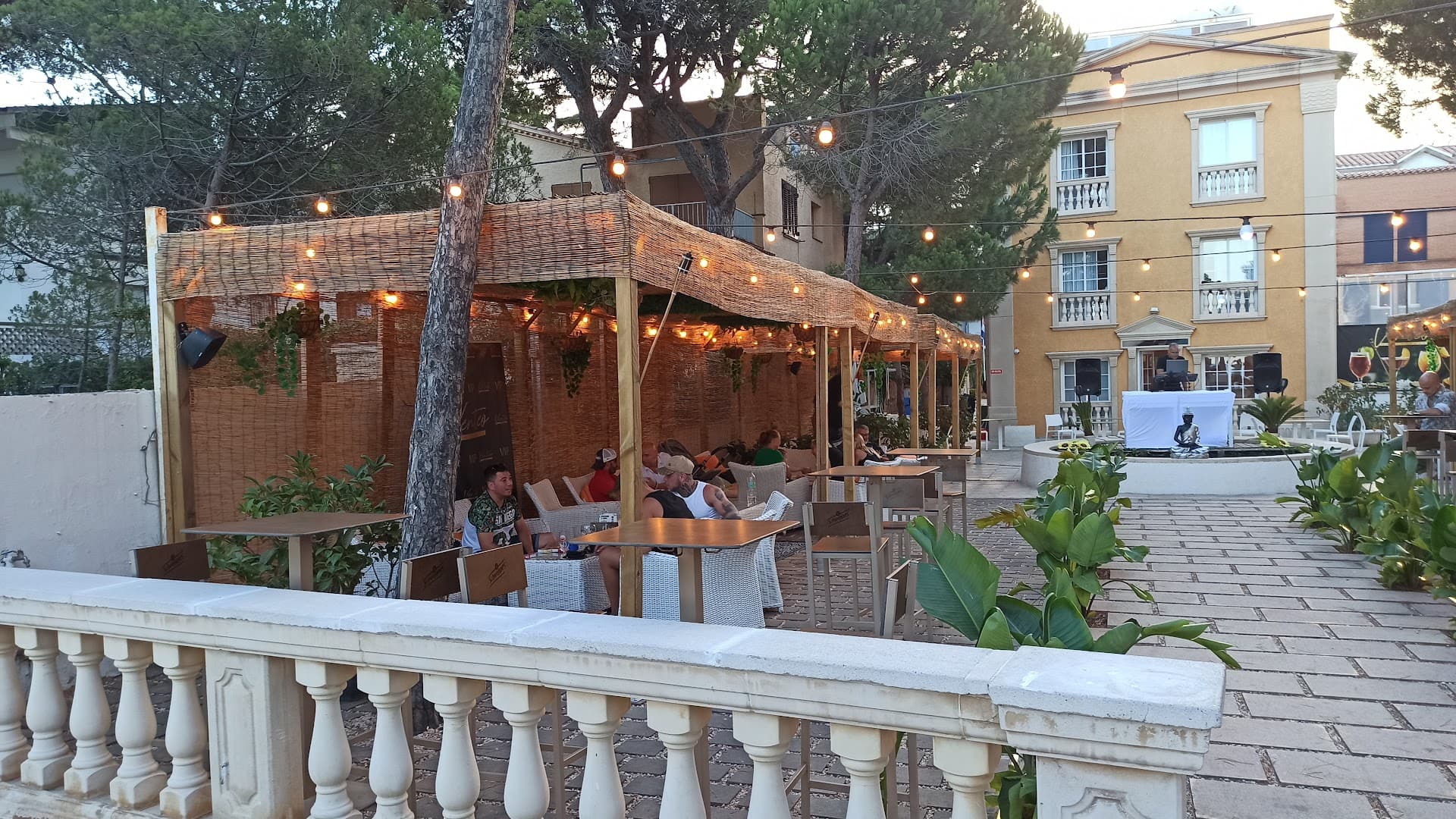 VENTEO BEACH CLUB - Photo 3