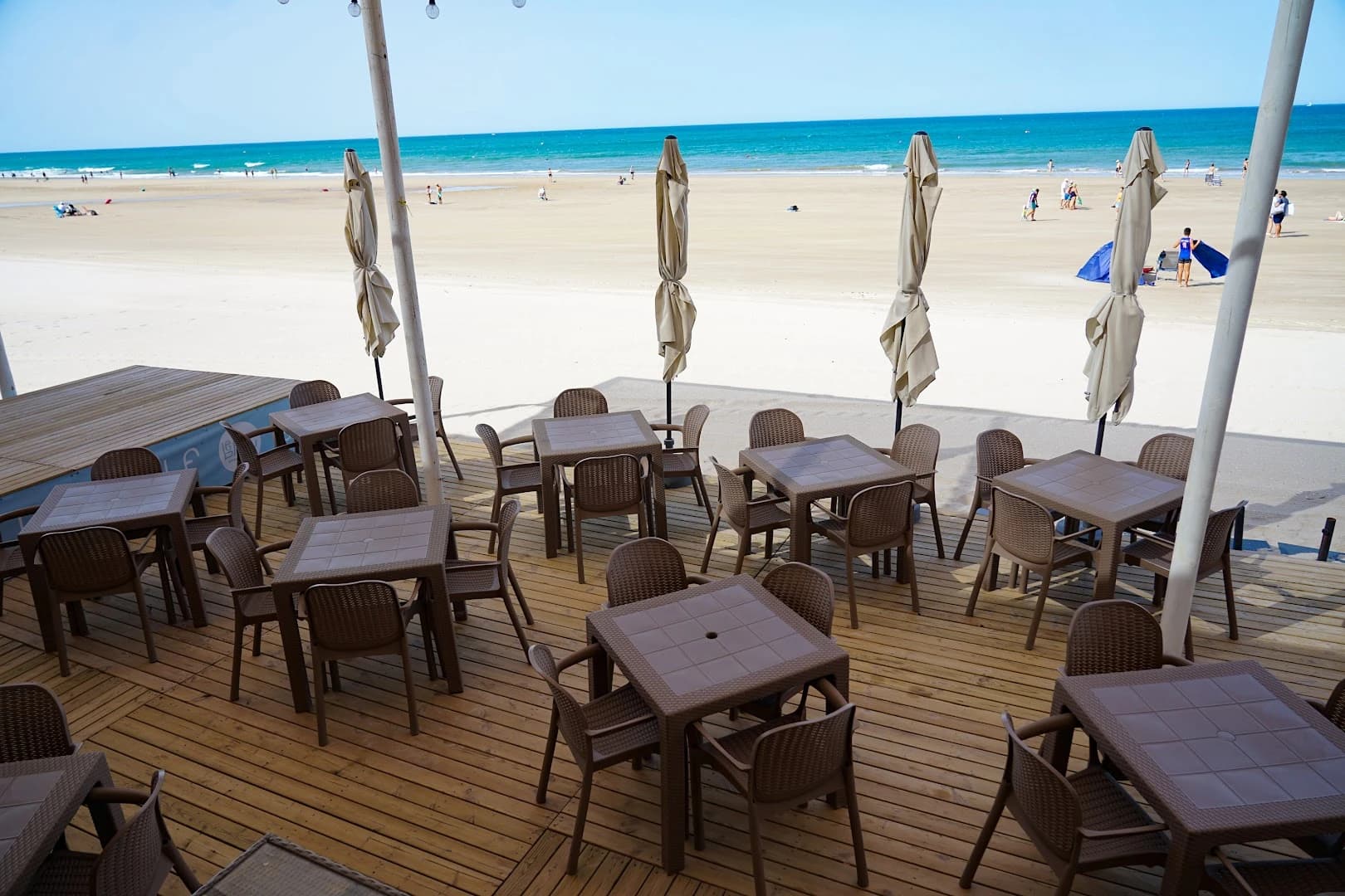 Beefree chiringuito & beach club