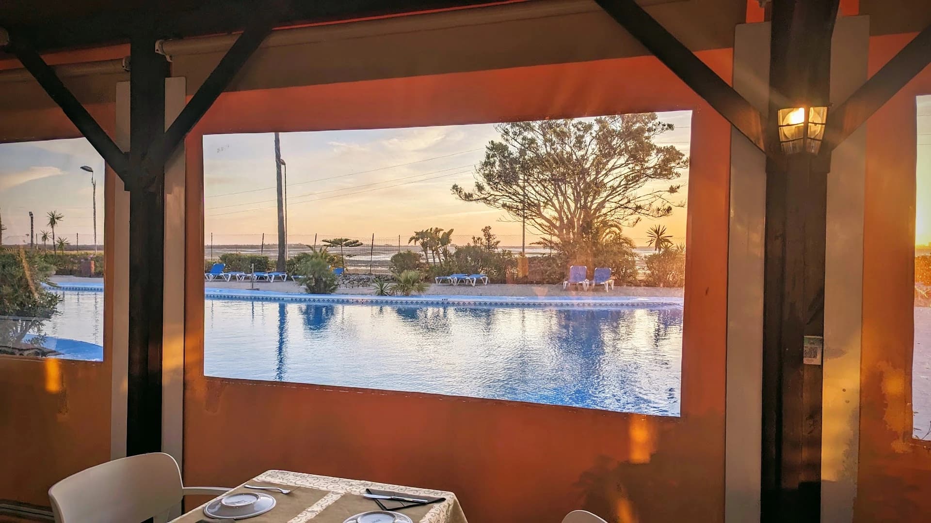 Beach clubs in San Fernando