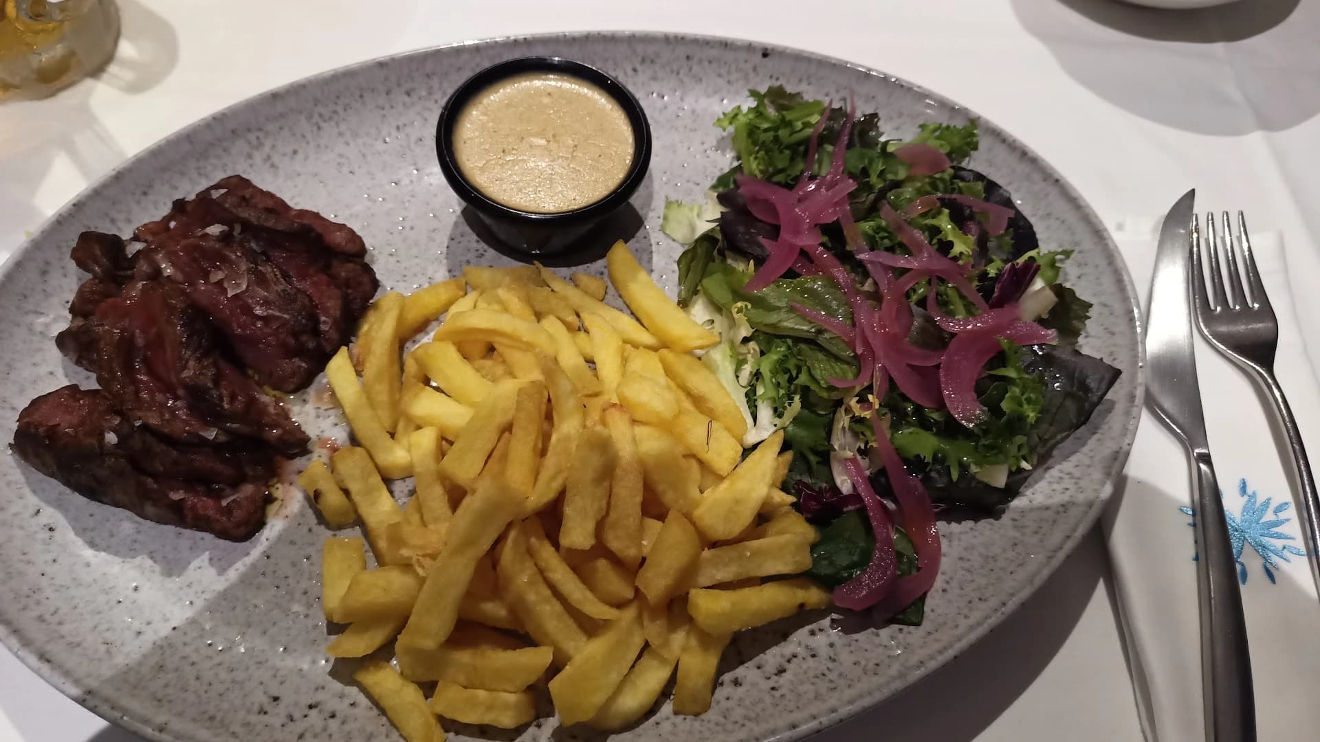 Kinita Restaurant & Beach Club - Photo 4