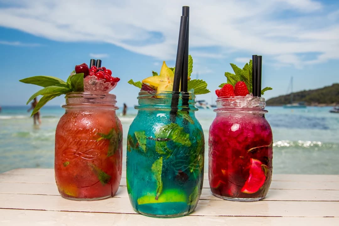 Malibu Beach Club - Photo 3