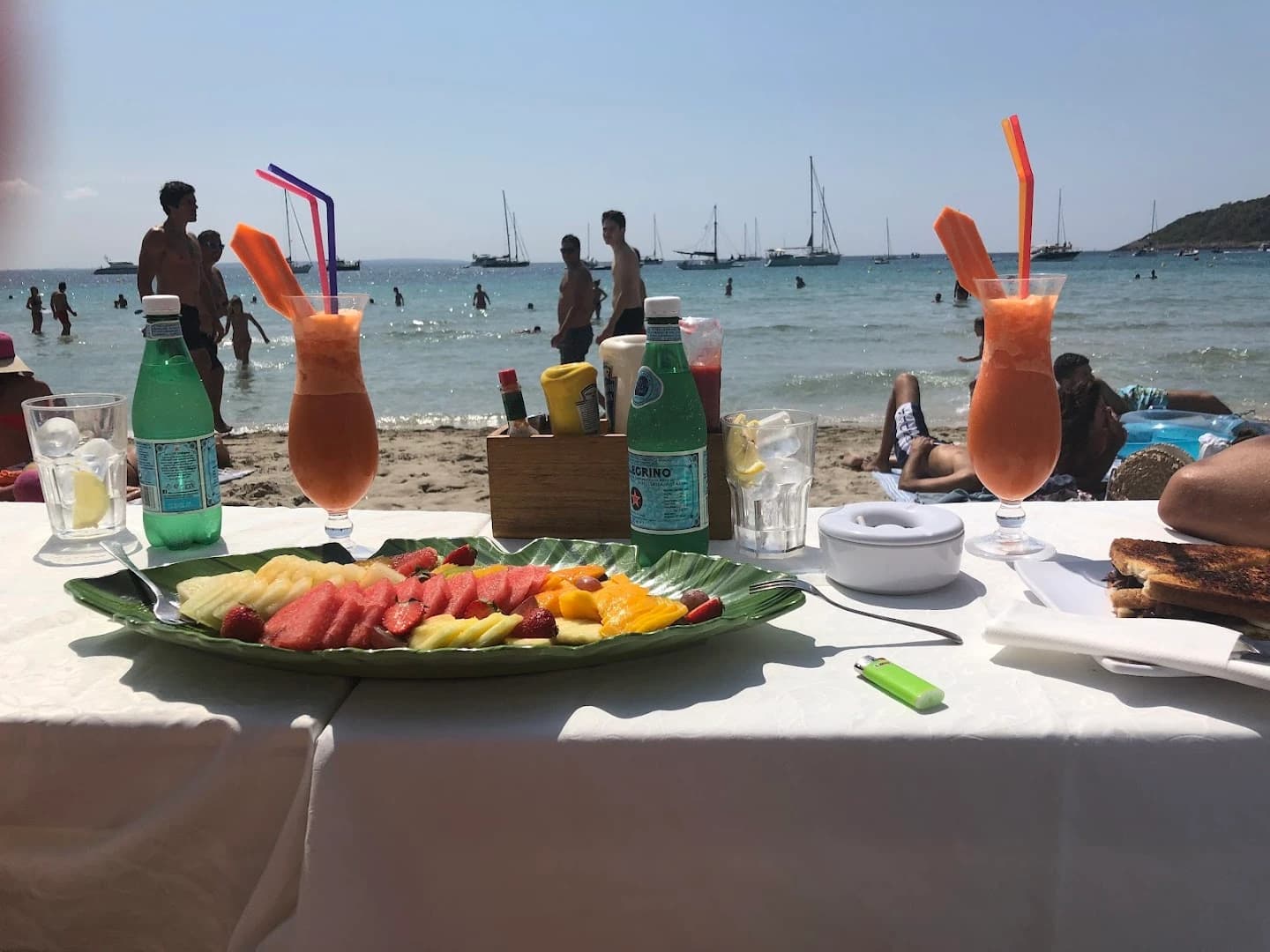 Malibu Beach Club - Photo 5