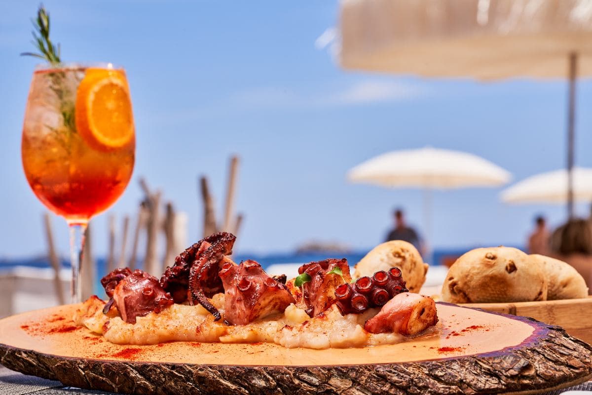 Ushuaïa Beach Club Restaurant - Photo 3