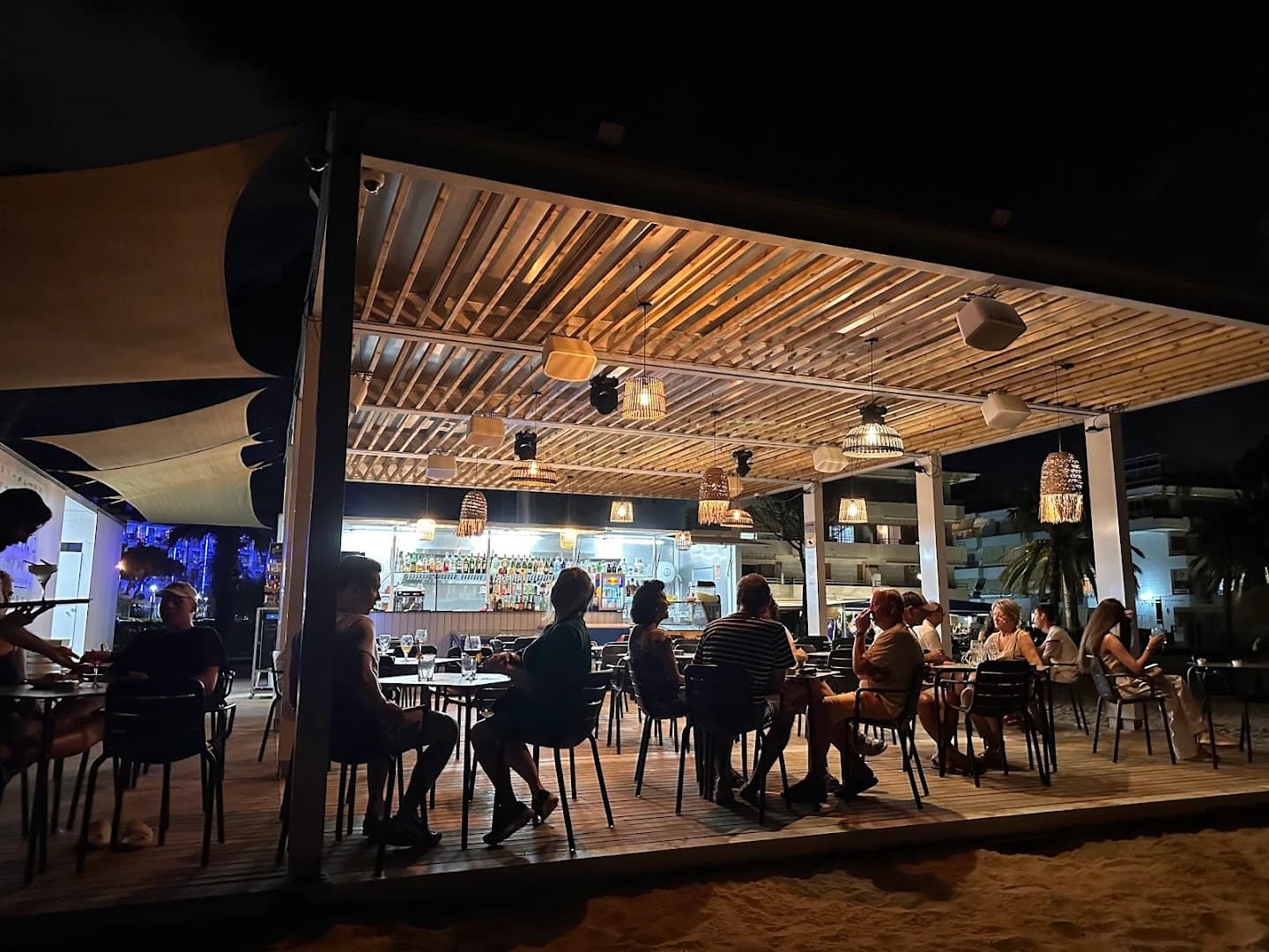 Formidable Restaurante & Beach Club