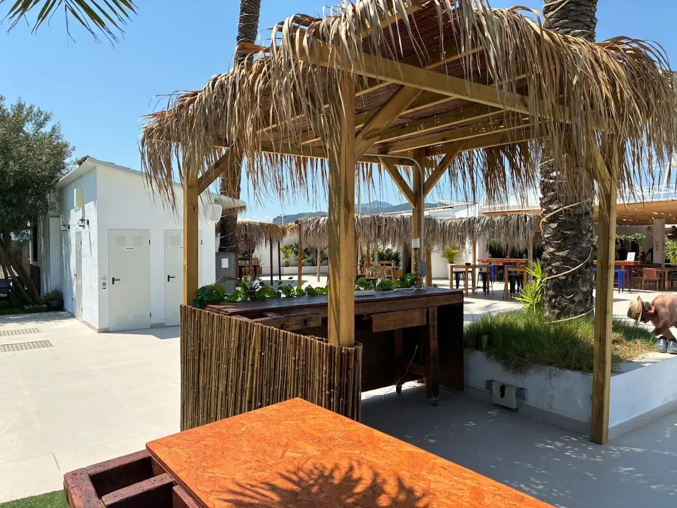 Beach clubs in Tavernes de la Valldigna