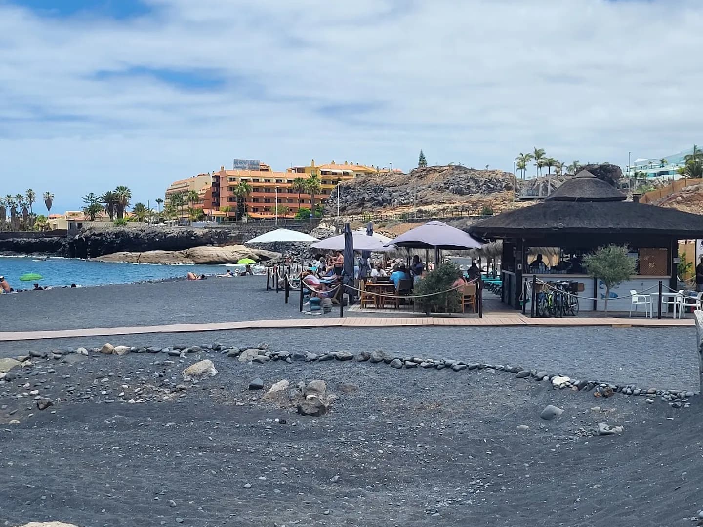 Coqueluche beach bar - Photo 5