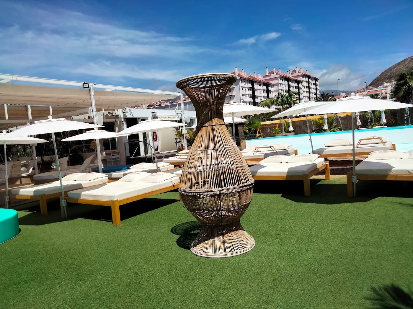 Roca Blanca Beach Club & Restaurant - Photo 5