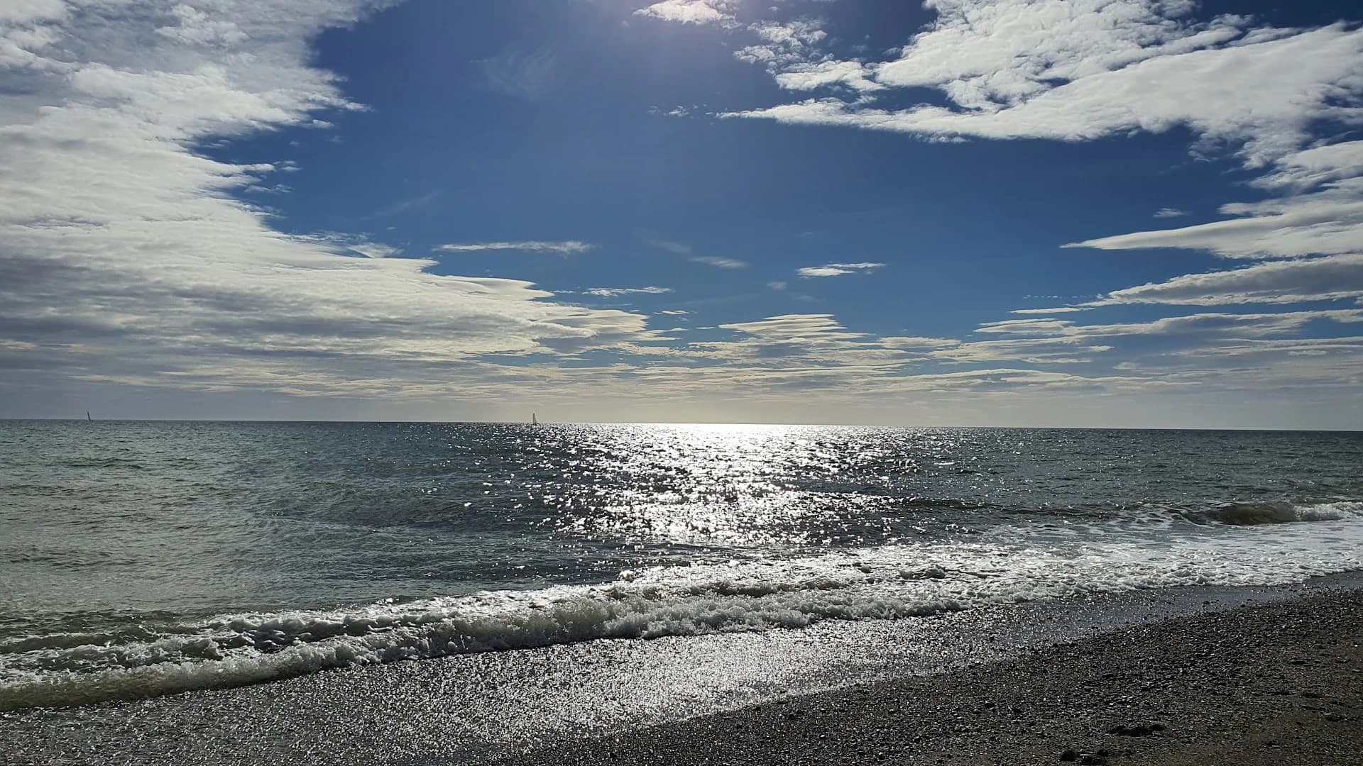 D'Mare Beach Club - Photo 4