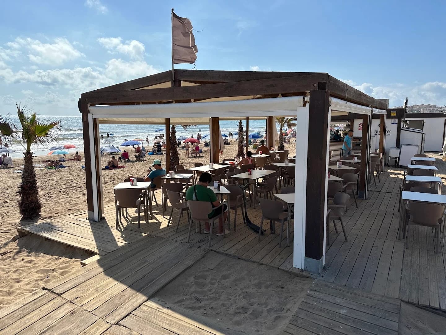 Beach clubs in Torrevieja