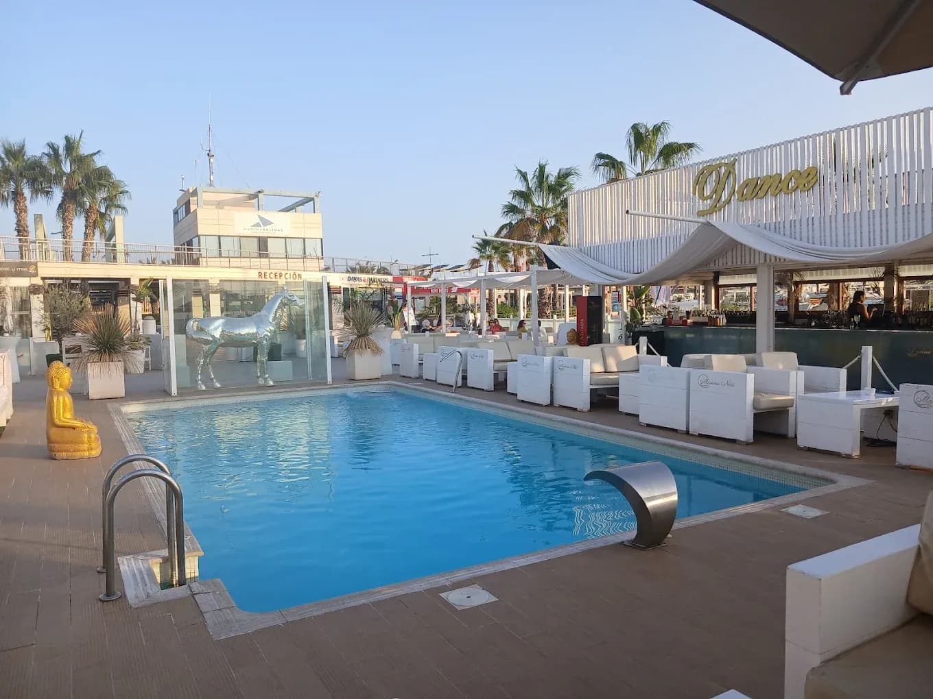 Marina Niki Beach Club