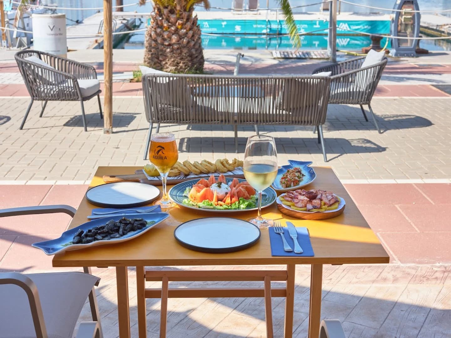 La Barraquita Beach Club & Restaurant