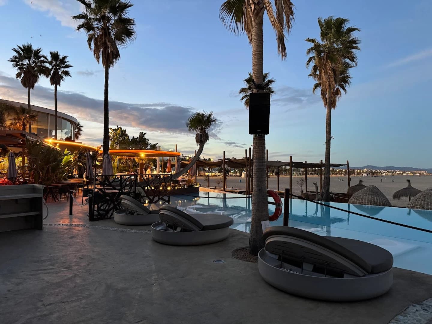 Marina Beach Club - Photo 3